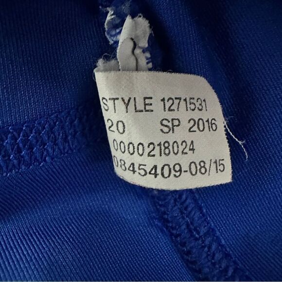 Under Armour royal blue capri leggings.  Size SP - Picture 6 of 8